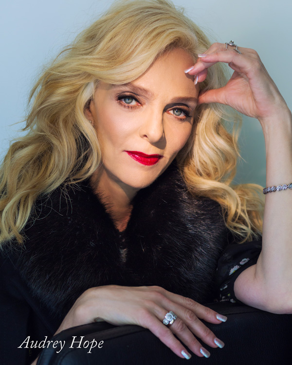 Winner small image - Audrey Hope